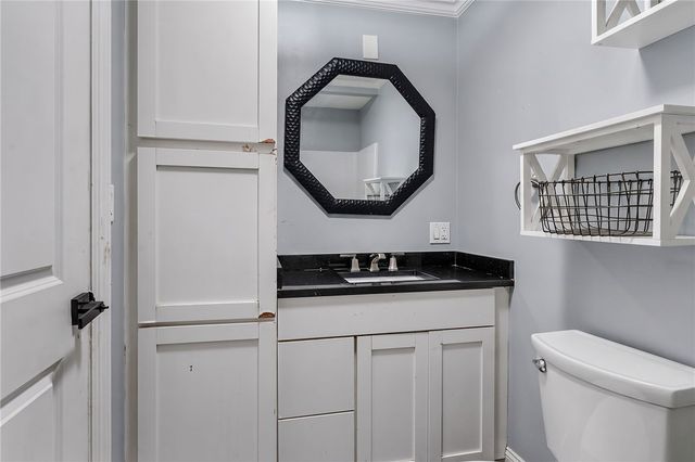 587 Central Avenue, Johnston, RI 02919