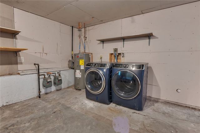 587 Central Avenue, Johnston, RI 02919