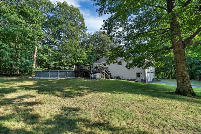 587 Central Avenue, Johnston, RI 02919