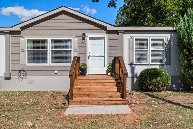 3401 Samoan Court, Granbury, TX 76048