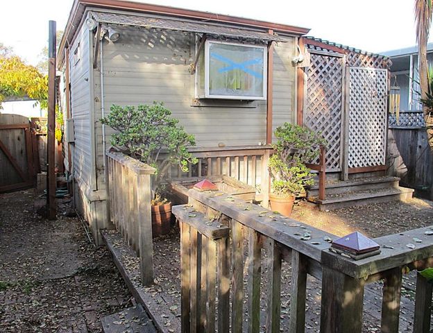 2355 Brommer, Santa Cruz, CA 95062