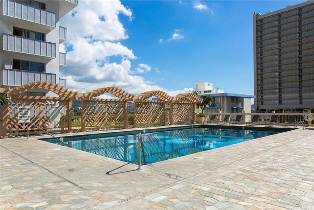 445 Seaside Avenue 2810, Honolulu, HI 96815