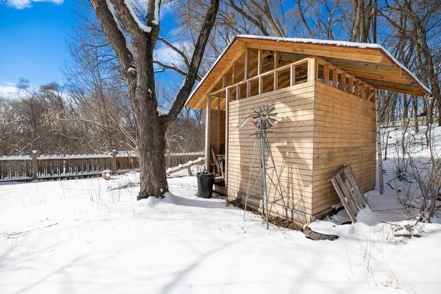 303 Roma Avenue, Roseville, MN 55113
