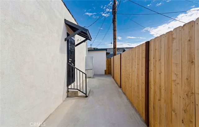 426 W 63rd, Los Angeles, CA 90003