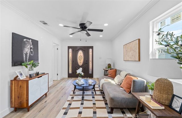 426 W 63rd, Los Angeles, CA 90003