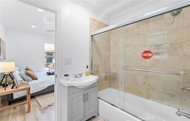 426 W 63rd, Los Angeles, CA 90003