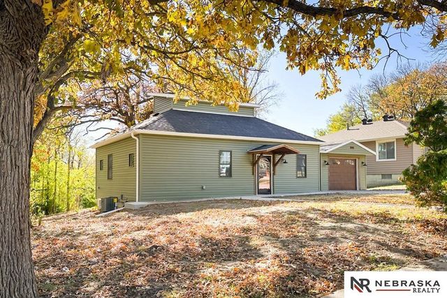 1211 4th Avenue, Plattsmouth, NE 68048