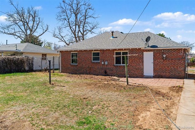 3030 N Glencoe Street, Denver, CO 80207