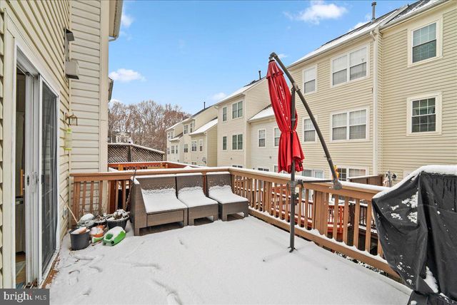 5317 CHIEFTAIN CIR, Alexandria, VA 22312