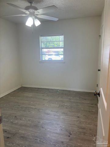 7113 Dale St, Pensacola, FL 32503