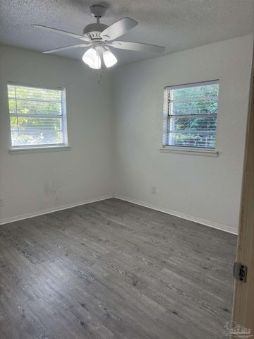 7113 Dale St, Pensacola, FL 32503
