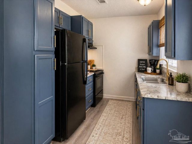 7113 Dale St, Pensacola, FL 32503