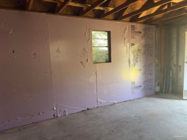 7113 Dale St, Pensacola, FL 32503