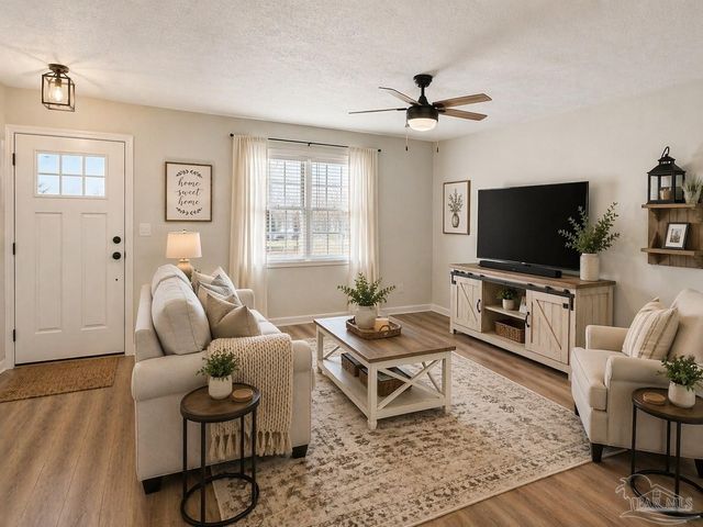 7113 Dale St, Pensacola, FL 32503