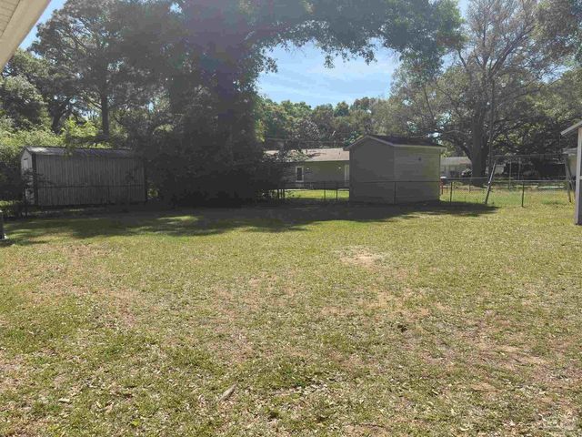 7113 Dale St, Pensacola, FL 32503