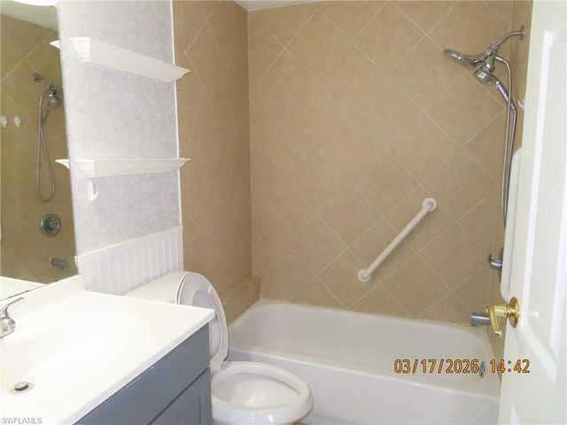 2713 NE 1st PL, Cape Coral, FL 33909