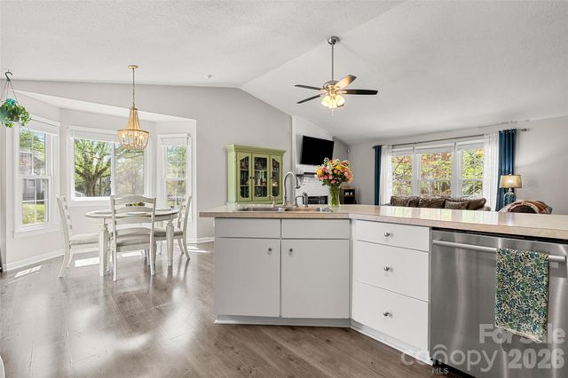 8919 W Meadow Ridge Road, Fort Mill, SC 29707