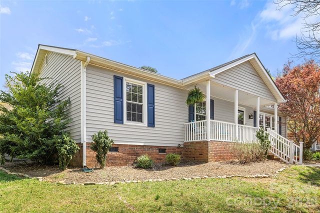 8919 W Meadow Ridge Road, Fort Mill, SC 29707