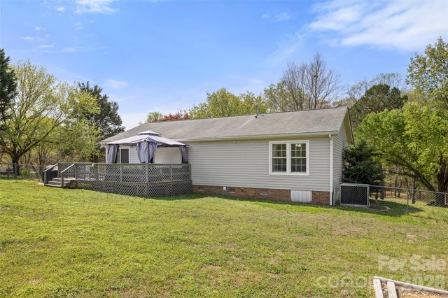 8919 W Meadow Ridge Road, Fort Mill, SC 29707