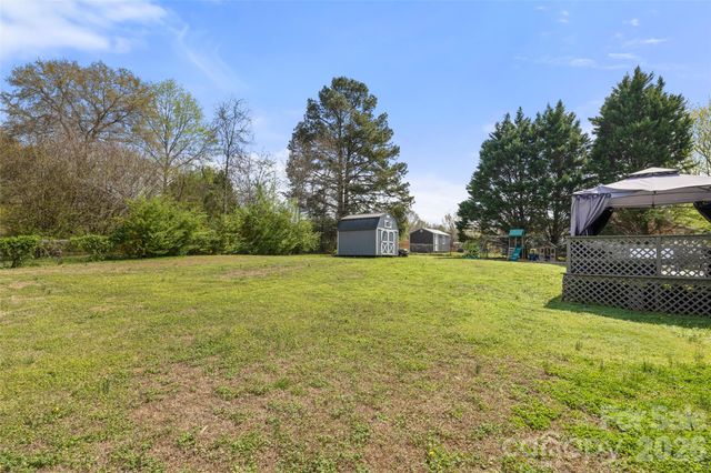 8919 W Meadow Ridge Road, Fort Mill, SC 29707