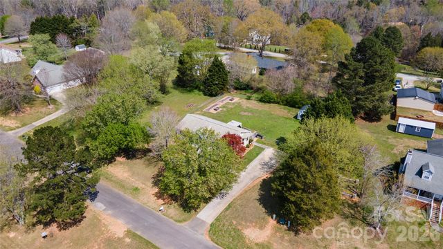 8919 W Meadow Ridge Road, Fort Mill, SC 29707