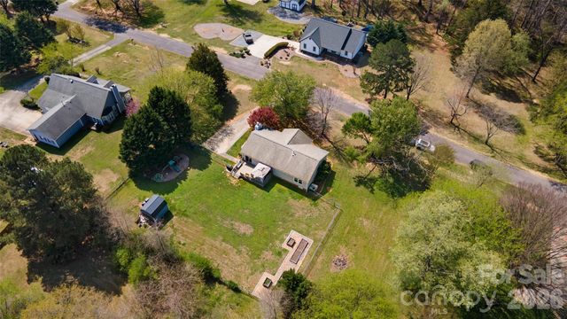 8919 W Meadow Ridge Road, Fort Mill, SC 29707