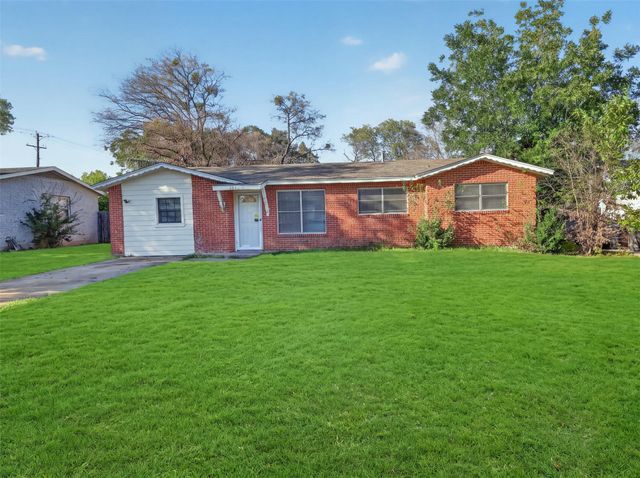 1005 Altamont Drive, Fort Worth, TX 76106