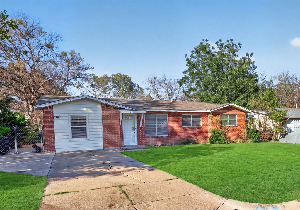 1005 Altamont Drive, Fort Worth, TX 76106 — photo 3