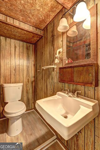 871 Lost Creek Circle, Stone Mountain, GA 30088