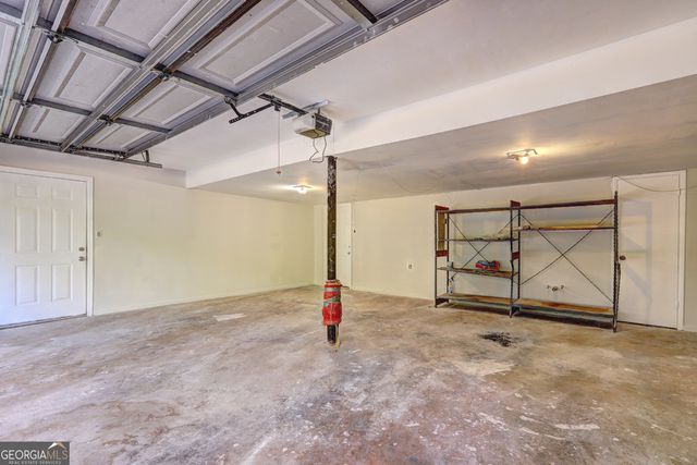 871 Lost Creek Circle, Stone Mountain, GA 30088