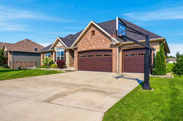 691 N Fox Hill Circle, Nixa, MO 65714