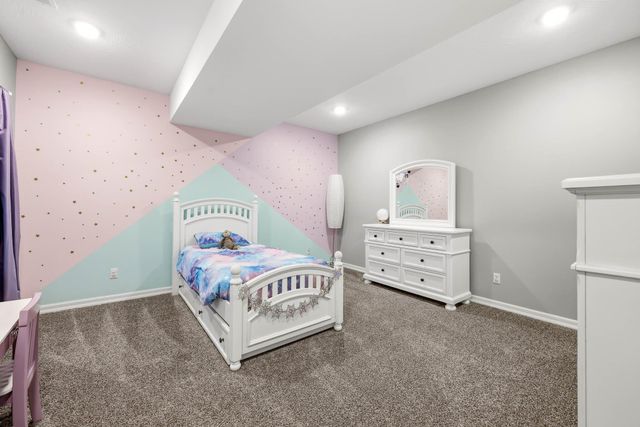 691 N Fox Hill Circle, Nixa, MO 65714