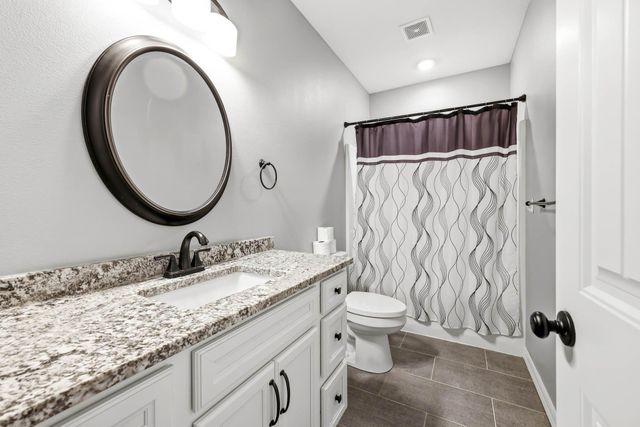 691 N Fox Hill Circle, Nixa, MO 65714