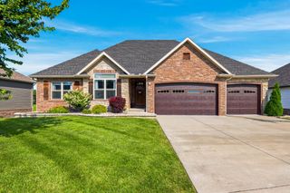 691 N Fox Hill Circle, Nixa, MO 65714