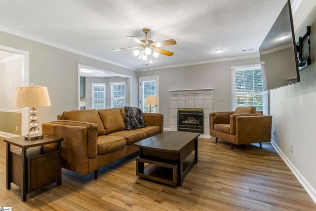 229 Georgetown Court, Moore, SC 29369