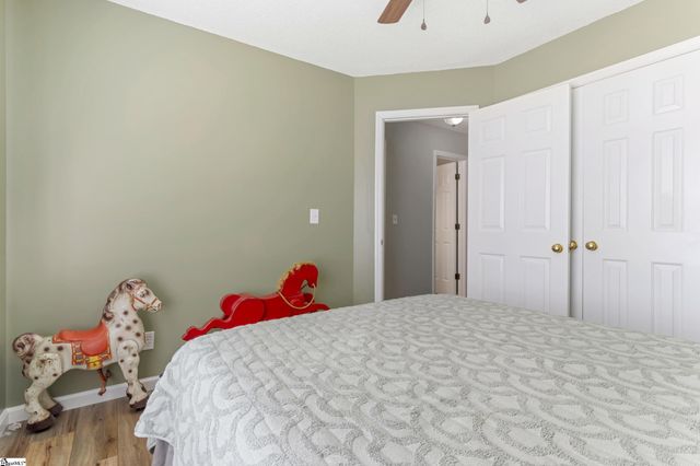 229 Georgetown Court, Moore, SC 29369