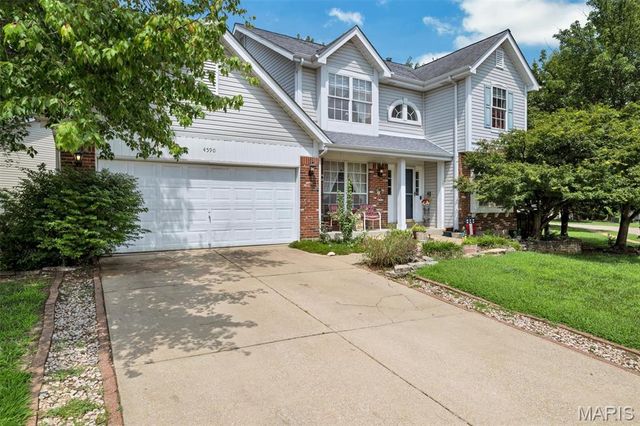 4590 Southridge Meadows Drive, St Louis, MO 63128