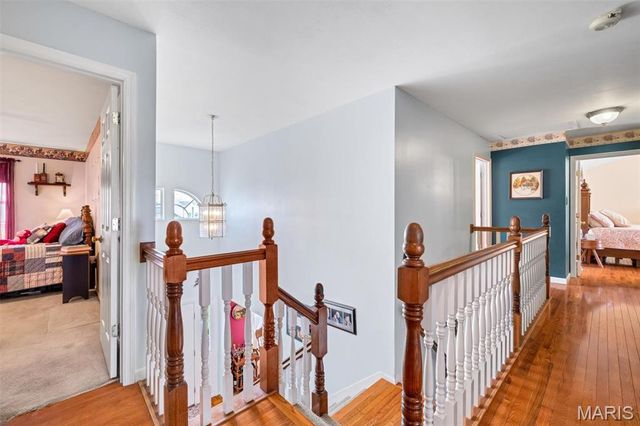 4590 Southridge Meadows Drive, St Louis, MO 63128