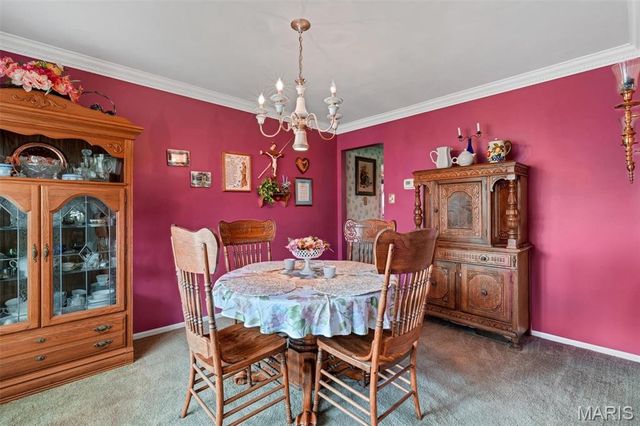 4590 Southridge Meadows Drive, St Louis, MO 63128