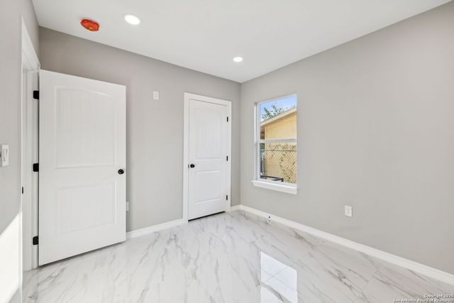 110 weizmann, San Antonio, TX 78212