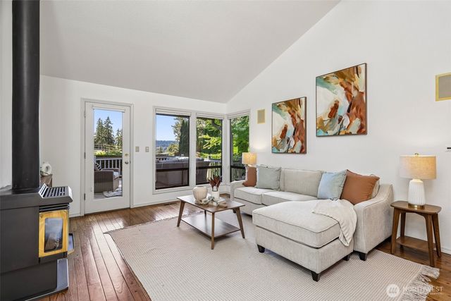 16313 Inglewood Place NE, Kenmore, WA 98028