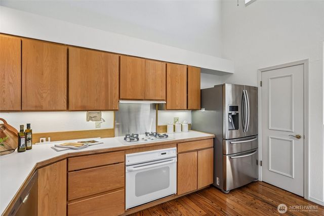 16313 Inglewood Place NE, Kenmore, WA 98028