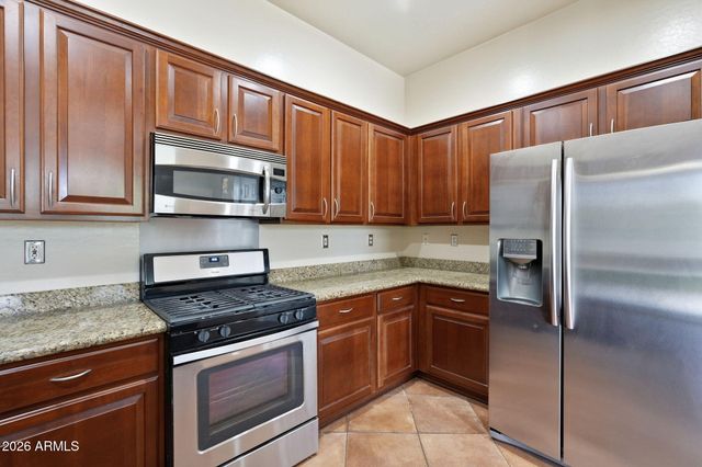 2421 W KIT CARSON Court, Phoenix, AZ 85086
