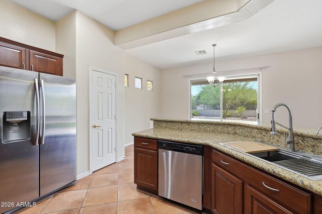 2421 W KIT CARSON Court, Phoenix, AZ 85086