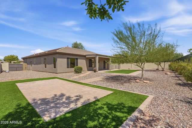 2421 W KIT CARSON Court, Phoenix, AZ 85086