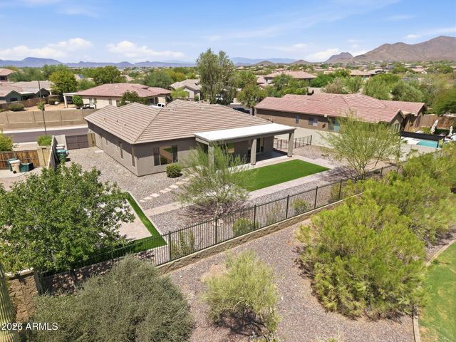 2421 W KIT CARSON Court, Phoenix, AZ 85086