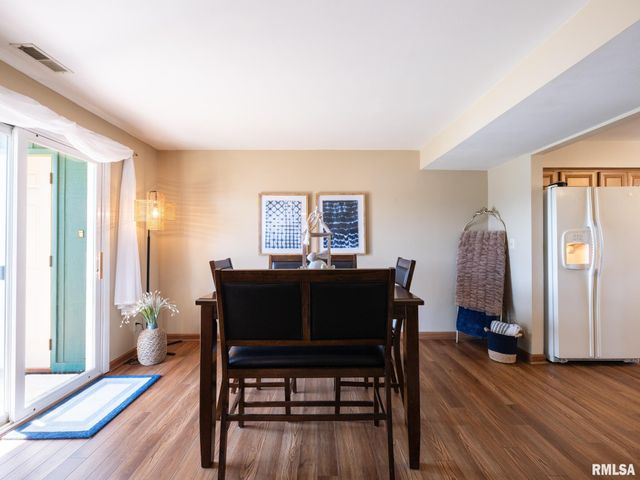 950 EDGEWATER Drive, North Pekin, IL 61554