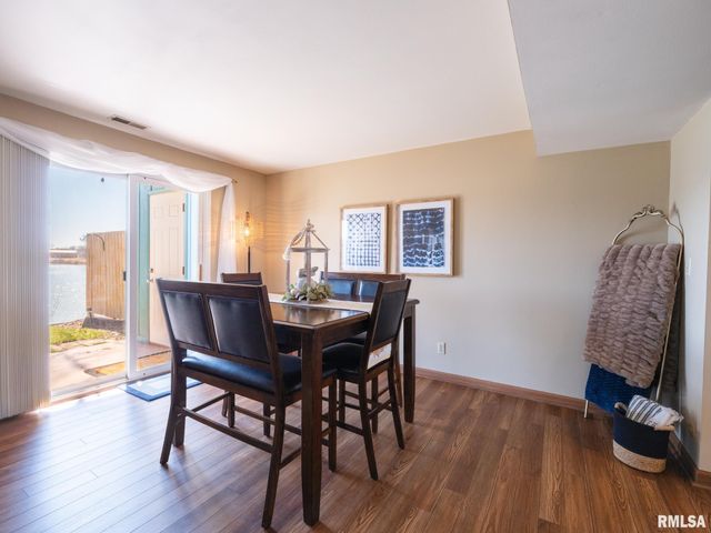 950 EDGEWATER Drive, North Pekin, IL 61554