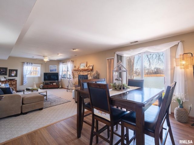 950 EDGEWATER Drive, North Pekin, IL 61554