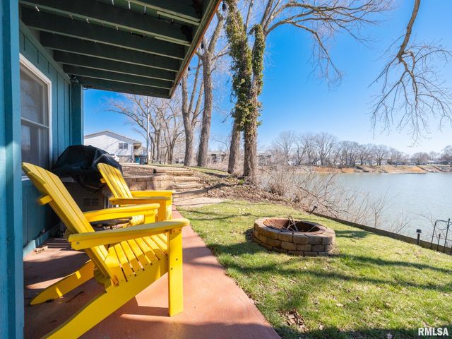 950 EDGEWATER Drive, North Pekin, IL 61554